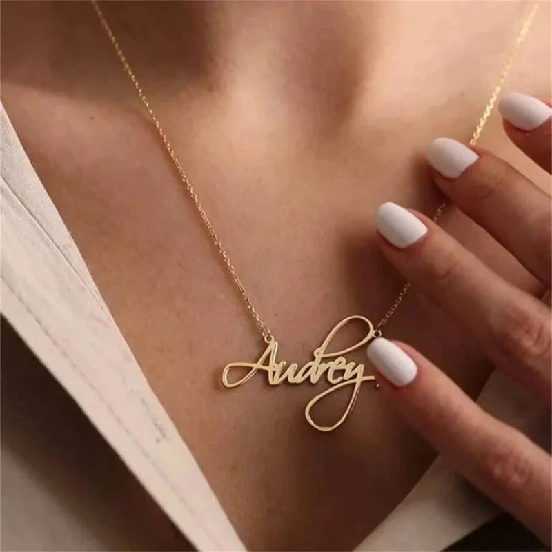 Fashion Customization Personalized Font Name Feminine Charm Trendy Necklaces Pendants Jewelry and Valentine's Day Gifts